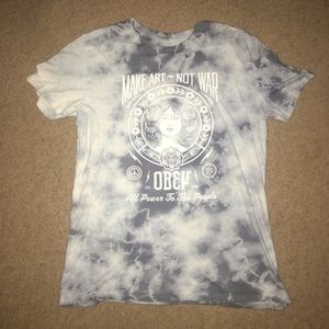 Obey shirt size M
